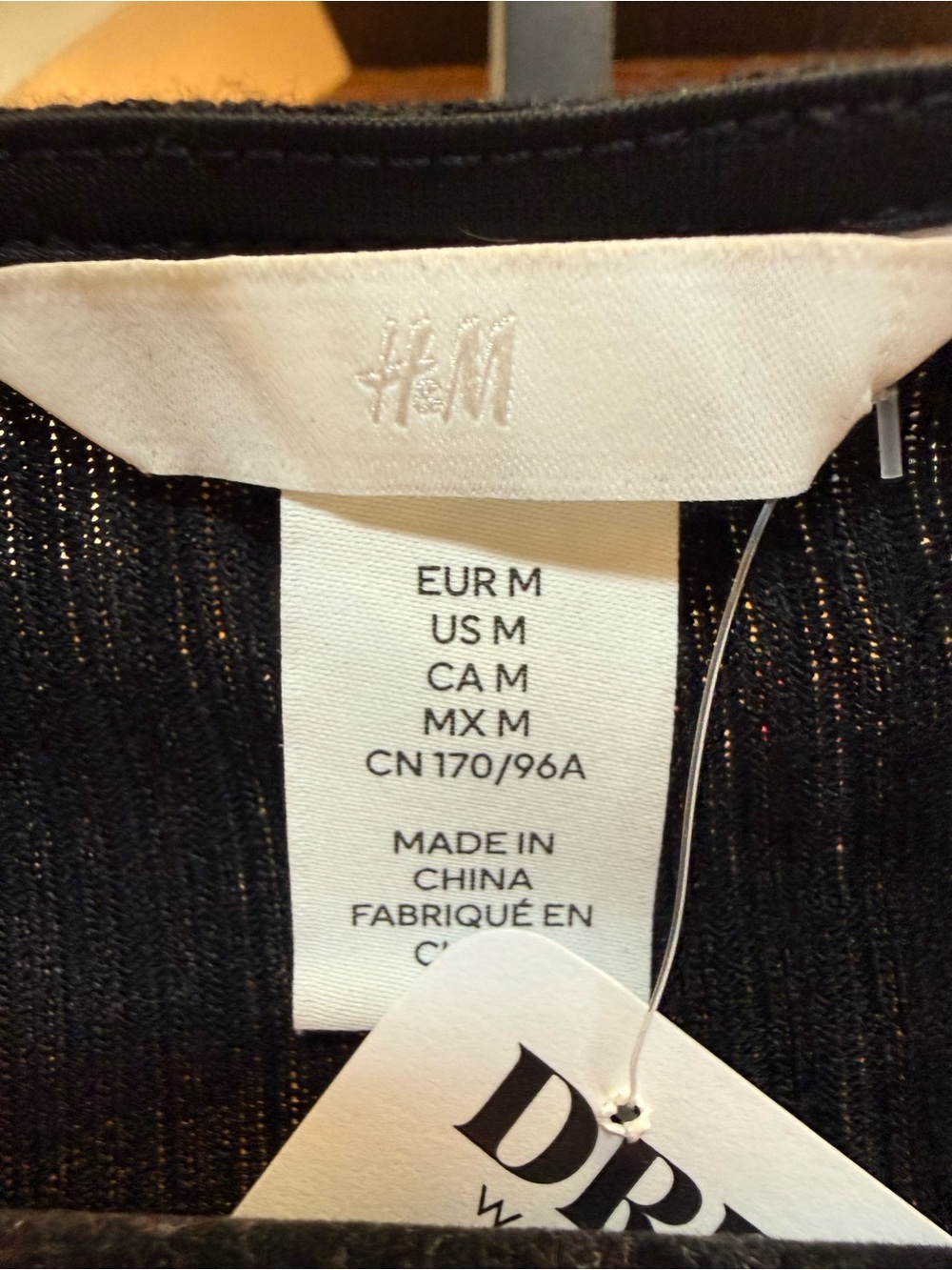 H&M Black Long-Sleeve Ruched V-Neck Ribbed Top - Picture 4 of 4